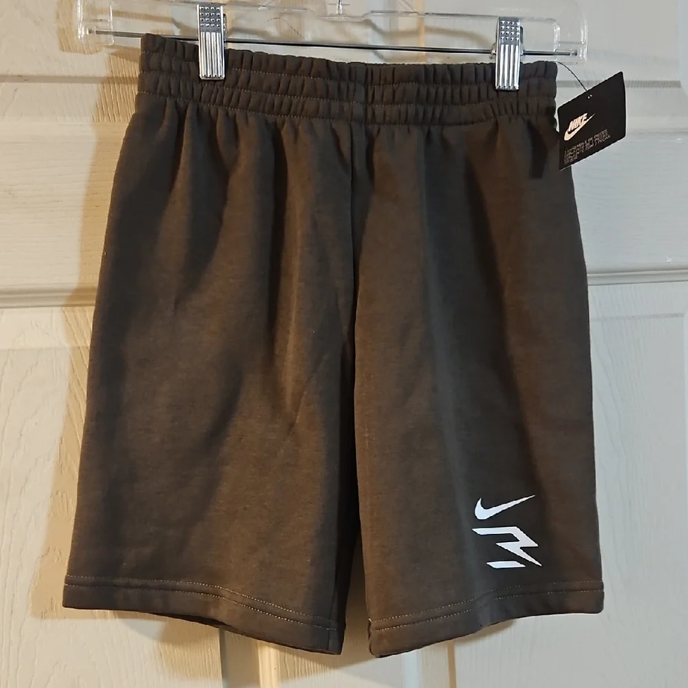 NIKE 3 BRAND OLIVE GREEN ATHLETIC SHORTS: NEW WITH TAGS: SIZE S
